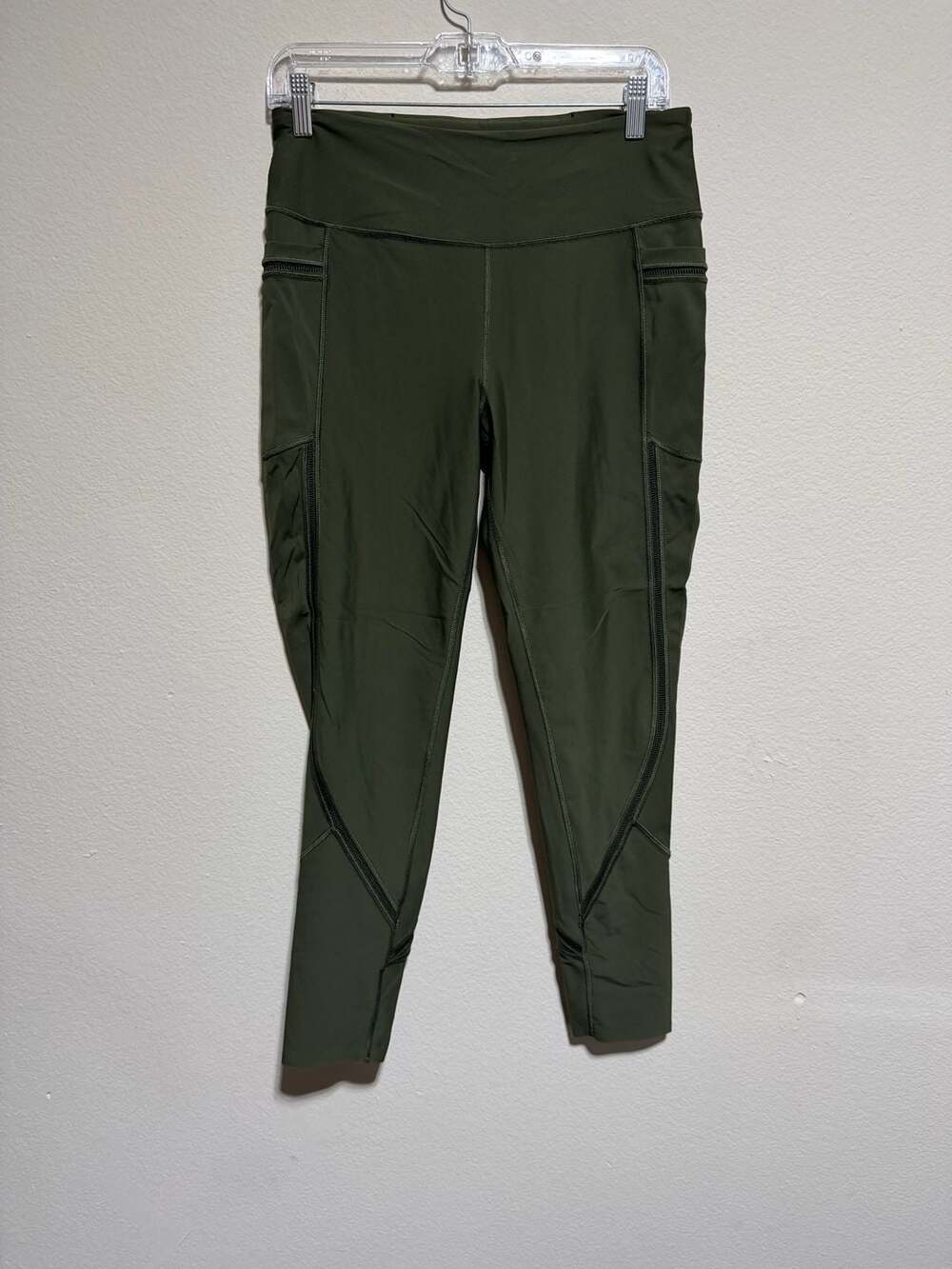 Victoria Sport Olive Green Pocket Leggings Size Large